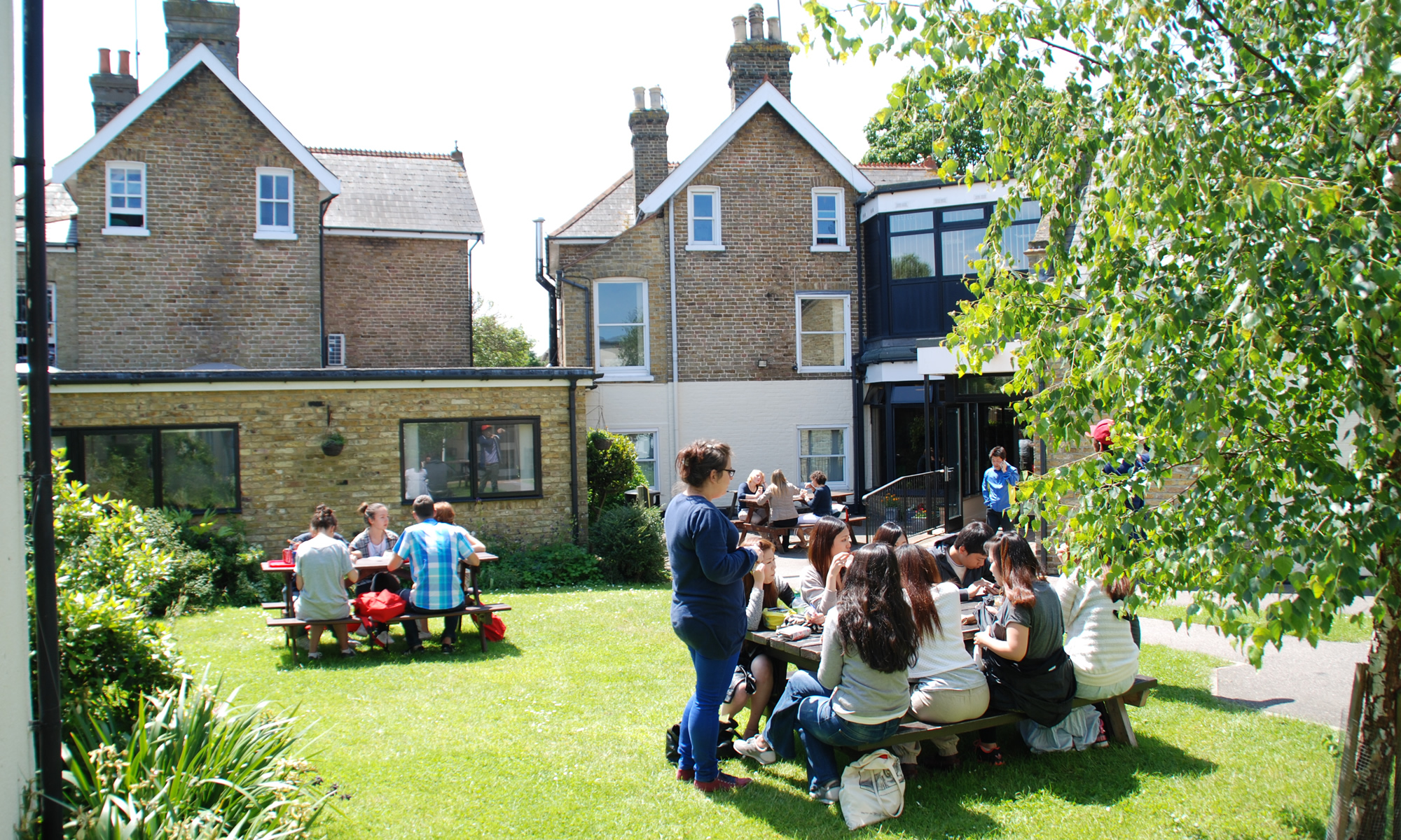 Hilderstone College Garden