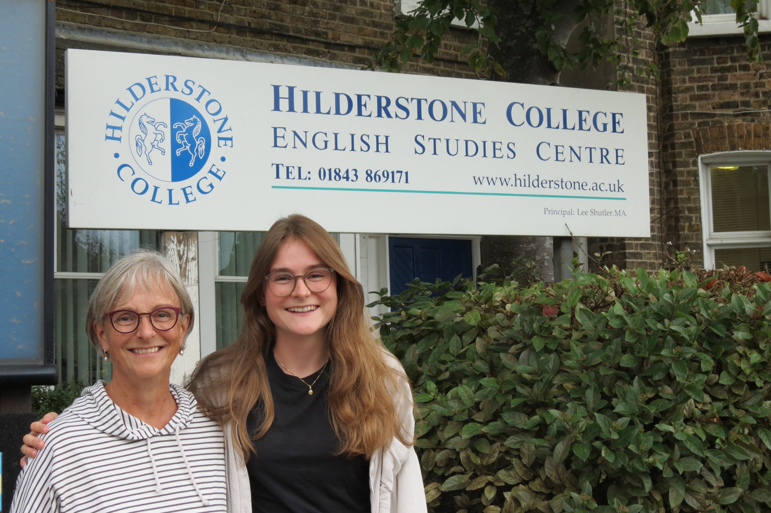 Hilderstone College - Daughter follows in her mother's footsteps to Hilderstone!